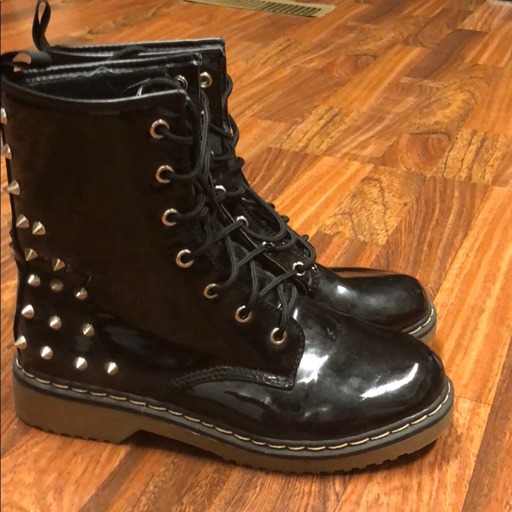Women Boots